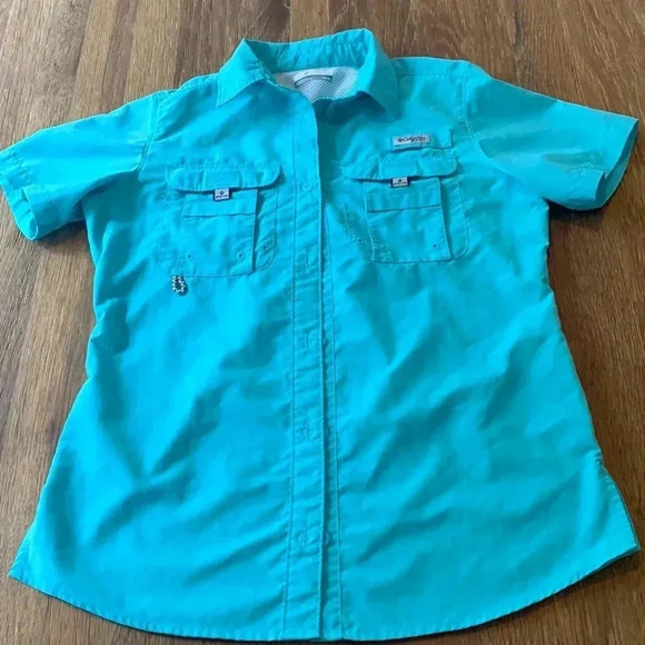 Columbia Tops - Pfg Columbia short sleeve shirt size xs
